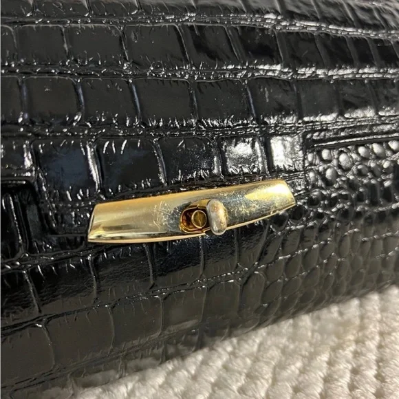 🩷 Vintage MUSKA MILANO of Italy, Genuine Leather clutch💚🩷💚 - Picture 2 of 11